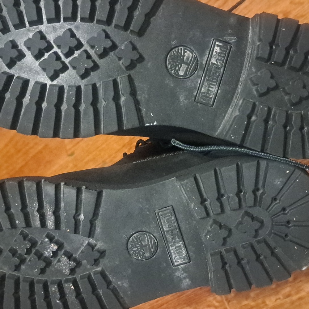 Timberlands - Picture 4 of 6